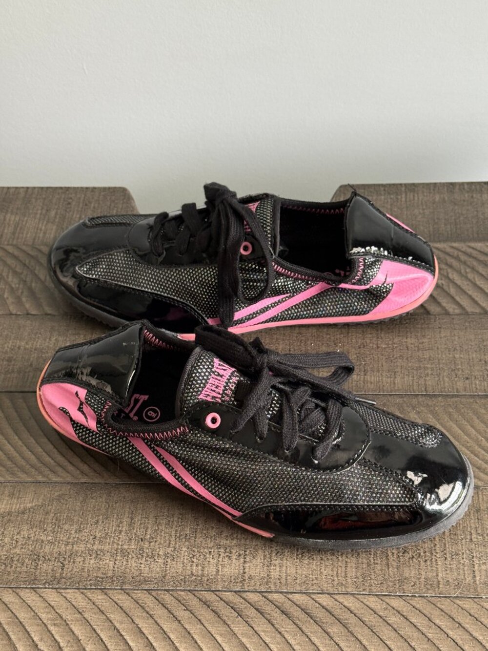 Everlast Sport Women's Black and Pink Athletic Sneakers Size 9